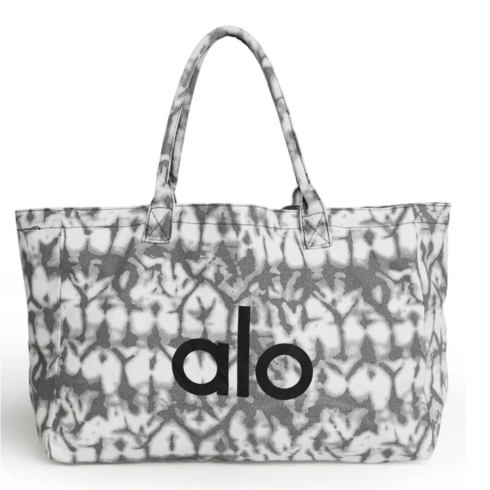 NWT Alo Yoga Tote